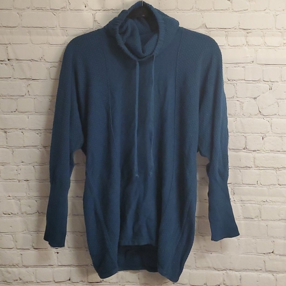 Cynthia Rowley Sweaters - Cynthia Rowley Cardigan Size Large #J10